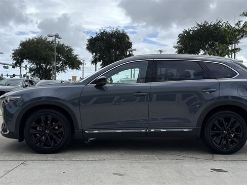 Certified 2022 MAZDA CX-9 Carbon Edition image 28