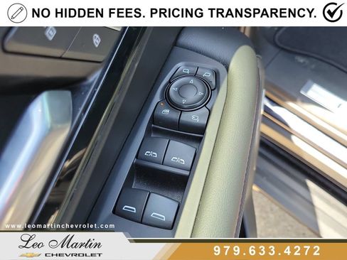 Used 2025 Chevrolet Tahoe RST w/ Advanced Technology Package AWD/4WD image 20