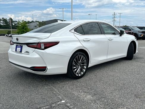 Used 2024 Lexus ES 300h w/ Technology Package FWD image 7