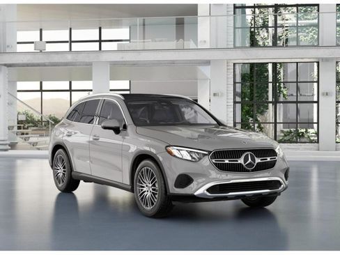 Used 2026 Mercedes-Benz GLC 300 4MATIC image 10