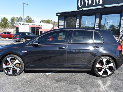 Used 2017 Volkswagen GTI S image 9