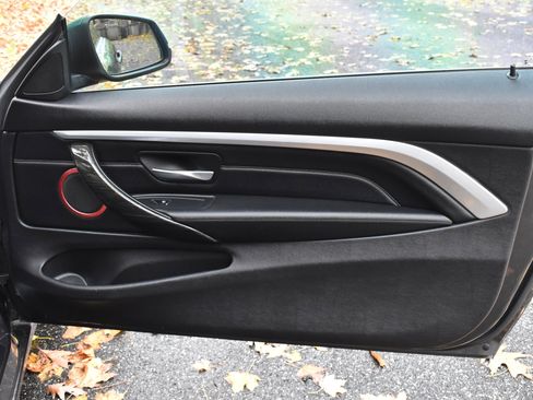 Used 2018 BMW 430i Convertible image 30