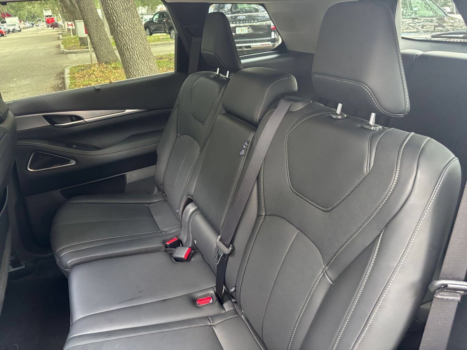 Used 2026 INFINITI QX60 Luxe FWD image 41