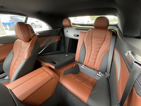 New 2026 BMW 840i Convertible w/ Comfort Seating Package image 29