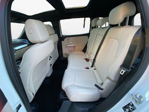 New 2026 Mercedes-Benz GLB 250 4MATIC image 13