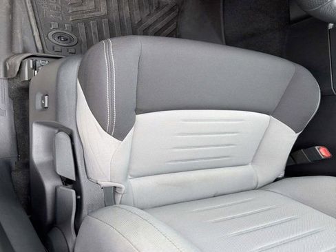 Used 2024 Toyota Tacoma TRD Sport RWD image 9