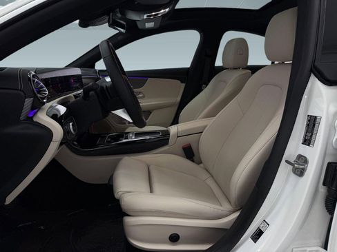 Certified 2026 Mercedes-Benz CLA 250 image 5