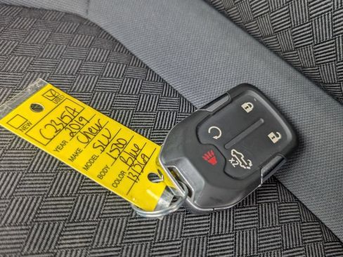 Used 2019 Chevrolet Silverado 1500 RST AWD/4WD image 24