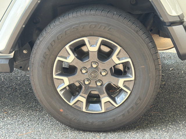 Used 2024 Jeep Wrangler Unlimited Sahara AWD/4WD image 20