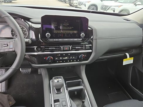 New 2025 Nissan Pathfinder SV w/ Black Appearance Package image 22