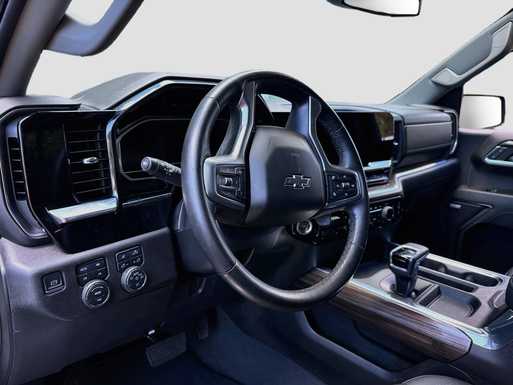 Used 2023 Chevrolet Silverado 1500 RST w/ RST All Star Premium Package AWD/4WD image 7
