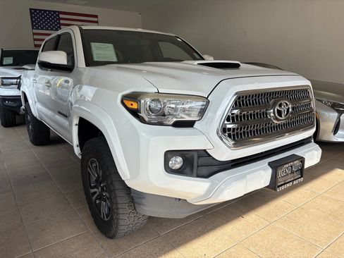Used 2016 Toyota Tacoma TRD Sport w/ Towing Package image 10