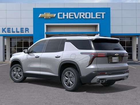 New 2026 Chevrolet Traverse LT w/ Driver Confidence Package FWD image 3