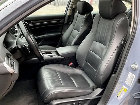 Used 2022 Honda Accord Touring image 7