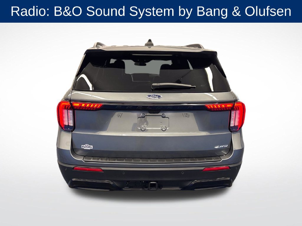 Used 2025 Ford Explorer ST-Line AWD/4WD image 4