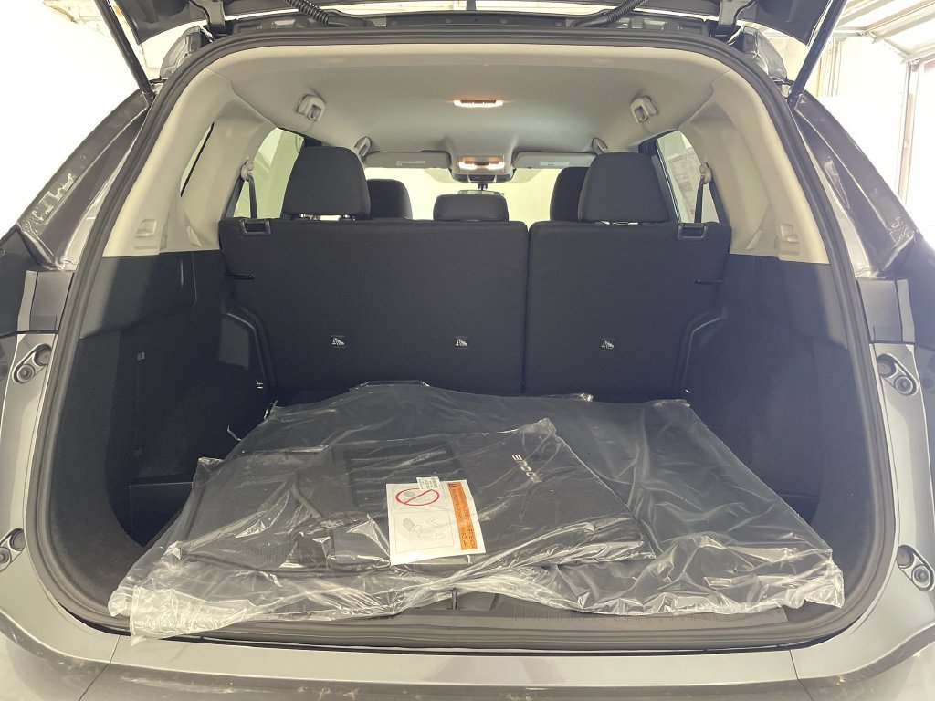 Certified 2026 Nissan Rogue S AWD/4WD image 17