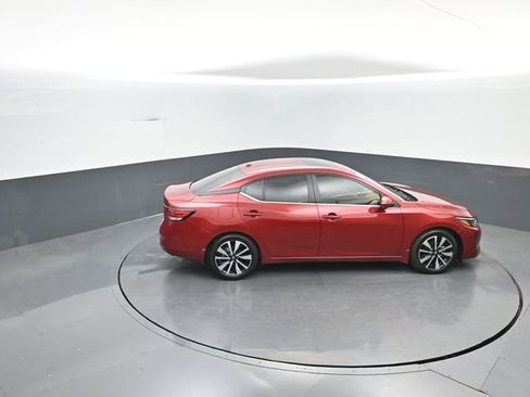 Used 2025 Nissan Sentra SV w/ SV Premium Package image 32