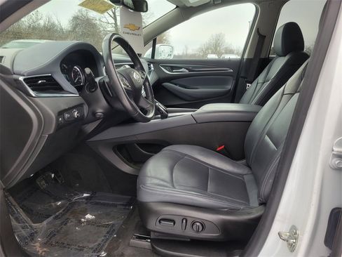 Used 2019 Buick Enclave Premium image 8