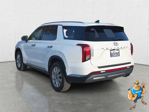 Certified 2023 Hyundai Palisade SEL w/ Cargo Package image 7