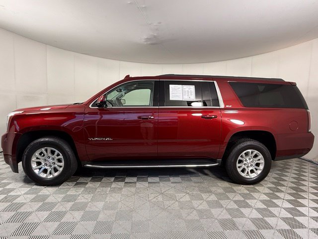 Used 2017 GMC Yukon XL SLT w/ Open Road Package RWD image 3