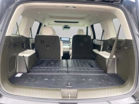 Used 2025 Hyundai Santa Fe Calligraphy image 31