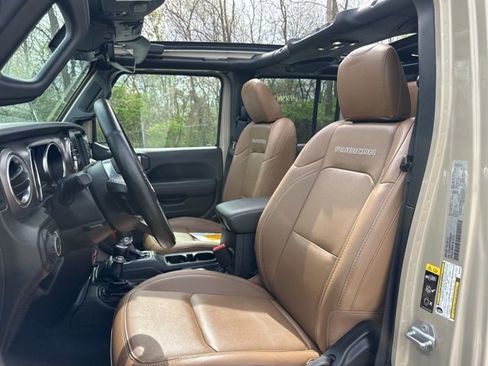 Used 2022 Jeep Wrangler Unlimited Rubicon w/ LED Lighting Group image 29