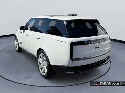 Used 2023 Land Rover Range Rover SE AWD/4WD image 7
