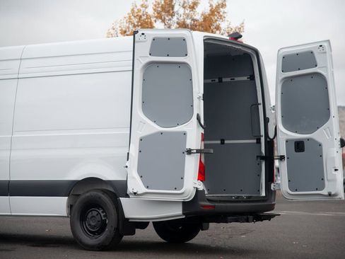 New 2025 Mercedes-Benz Sprinter 2500 image 19