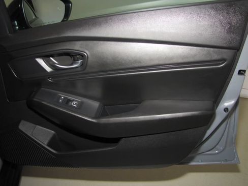 Certified 2025 Honda Accord SE image 21