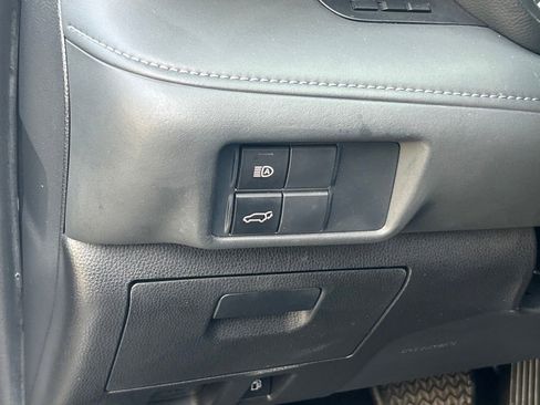 Used 2022 Toyota Highlander XSE image 35