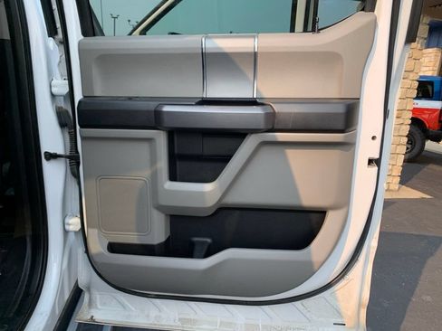 Used 2021 Ford F250 XLT w/ XLT Premium Package AWD/4WD image 37