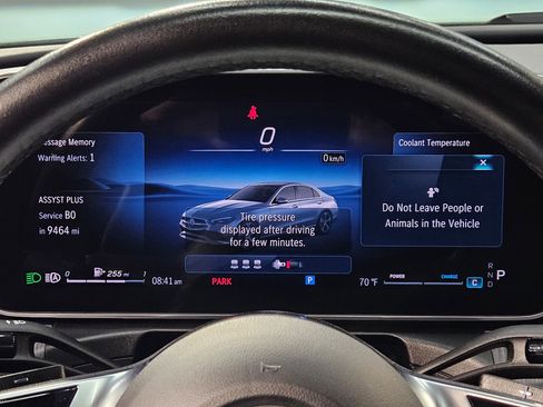 Used 2025 Mercedes-Benz C 300 Sedan image 15