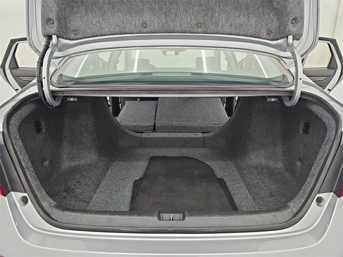 Used 2019 Honda Accord EX-L image 15