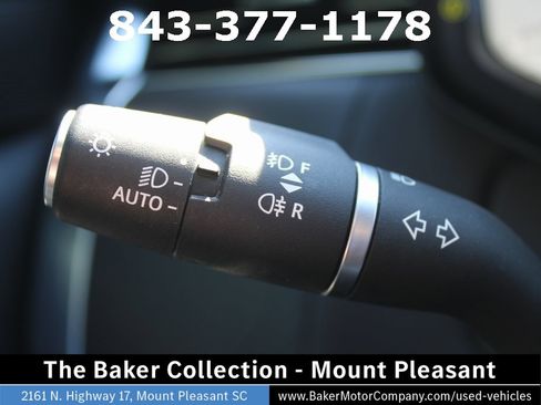 Used 2023 Land Rover Range Rover SE image 33