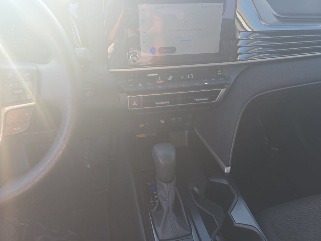 Used 2025 Toyota Camry LE FWD image 17