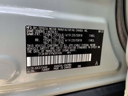 Used 2023 Toyota RAV4 XLE Premium image 34