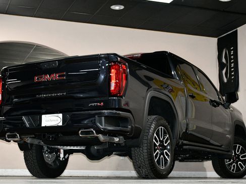 Used 2025 GMC Sierra 1500 AT4 w/ AT4 Premium Package image 85