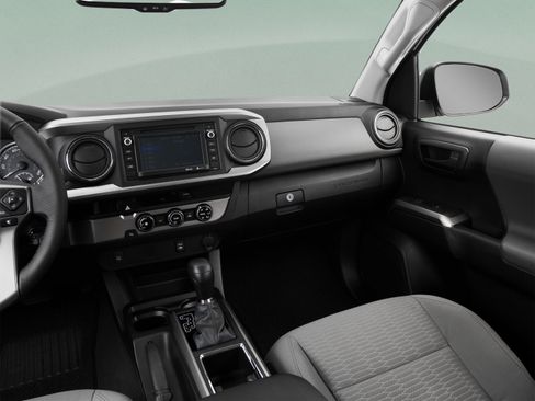 Certified 2016 Toyota Tacoma TRD Off-Road AWD/4WD image 43