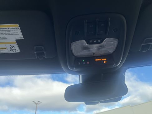 Used 2026 Chevrolet TrailBlazer RS w/ Convenience Package image 29