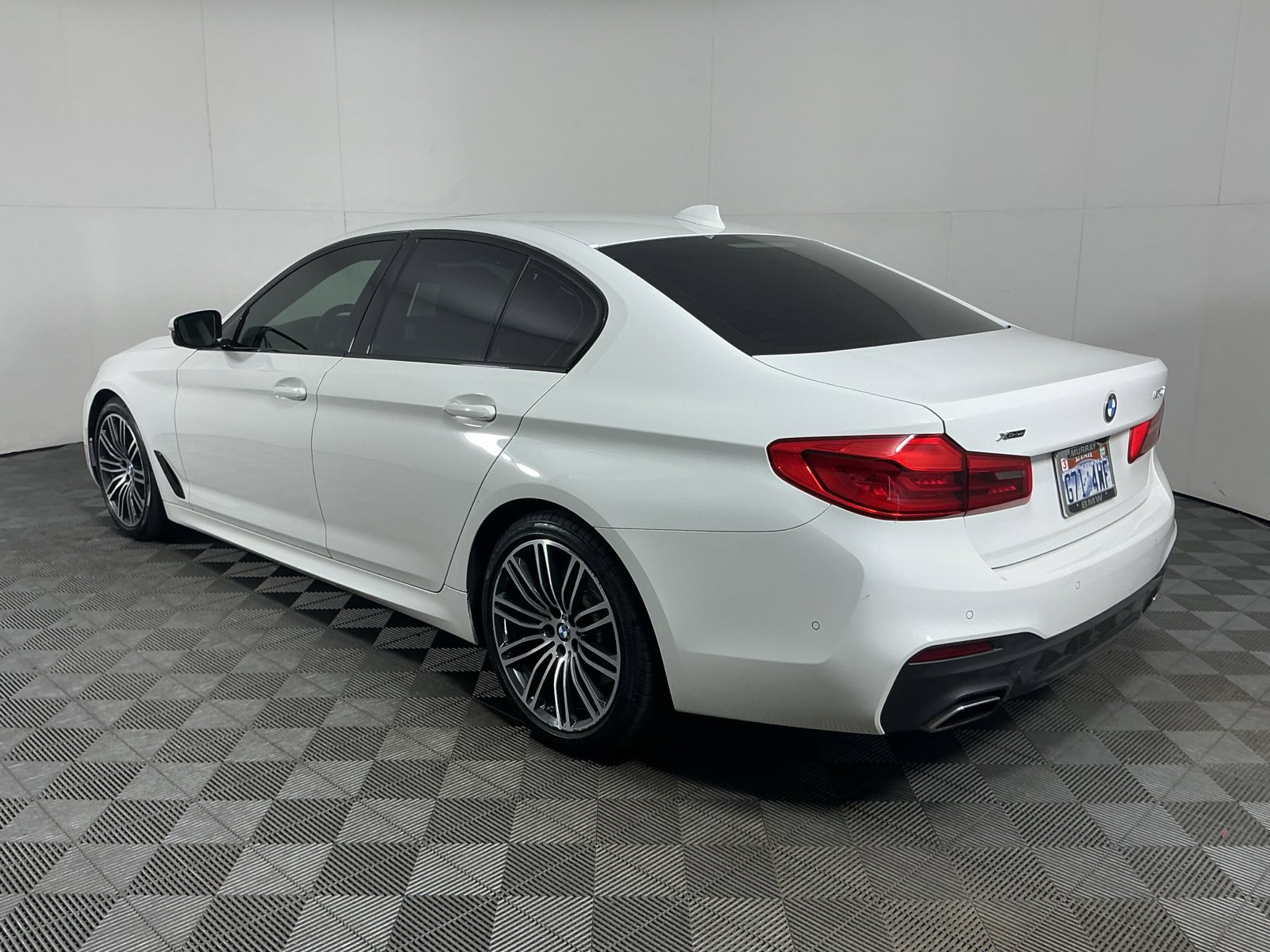 Used 2019 BMW 540i xDrive w/ M Sport Package AWD/4WD image 6