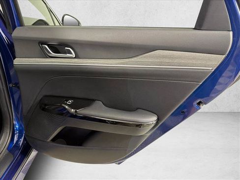 Used 2025 Kia K5 EX FWD image 18