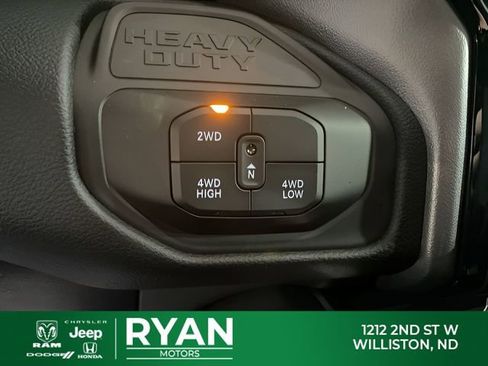 New 2026 RAM 2500 Laramie AWD/4WD image 14
