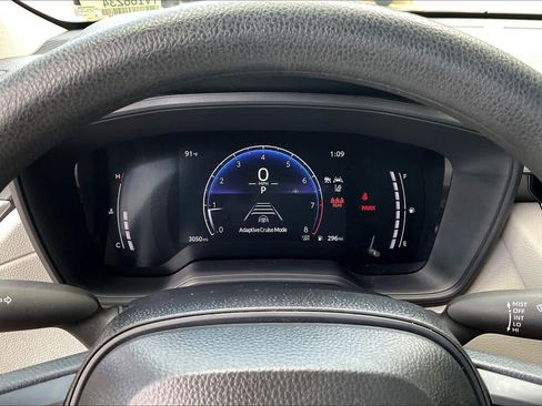 Used 2026 Toyota Corolla Cross L FWD image 25