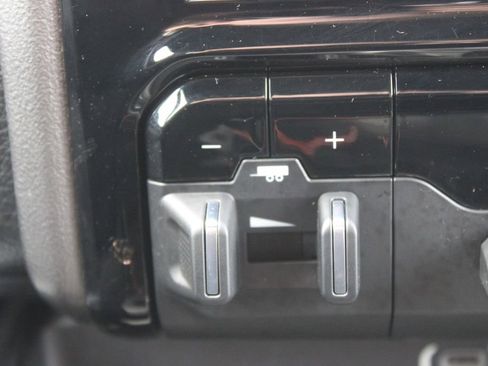 Used 2020 RAM 1500 Laramie w/ Sport Appearance Package AWD/4WD image 40