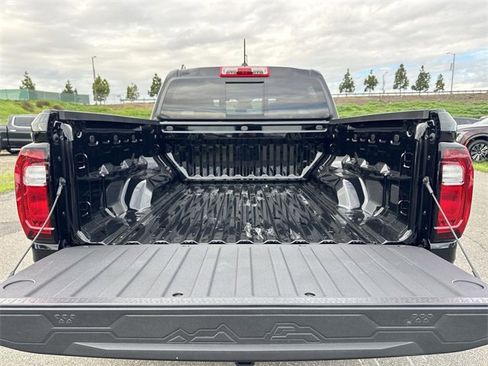 New 2026 GMC Canyon Elevation image 25