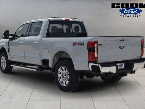 New 2026 Ford F250 Lariat w/ Chrome Package AWD/4WD image 4