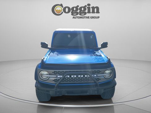 Used 2024 Ford Bronco Badlands image 11