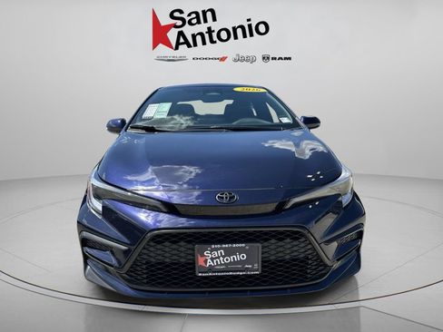 Used 2026 Toyota Corolla SE FWD image 4