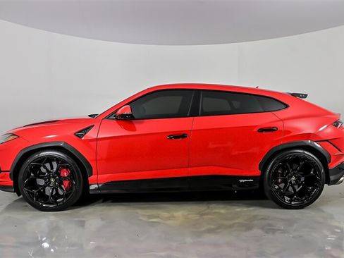 Used 2023 Lamborghini Urus Performante AWD/4WD image 6