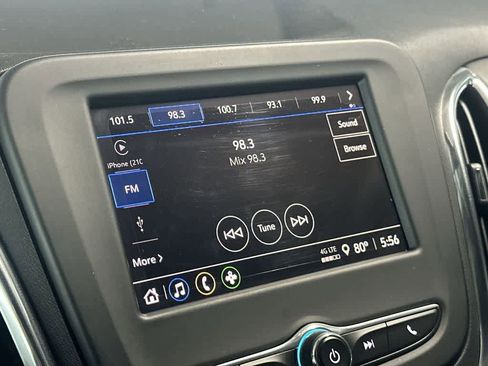 Used 2023 Chevrolet Equinox LT FWD image 18